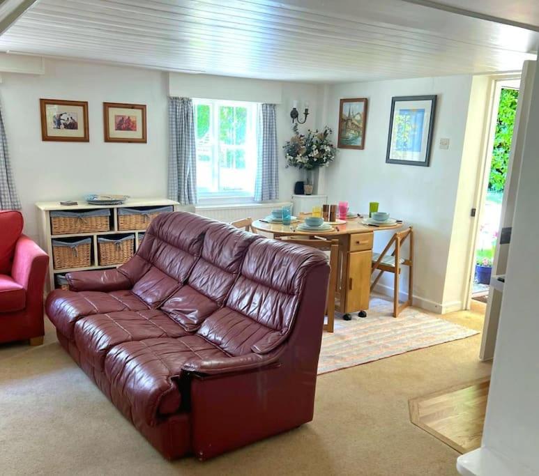 Landford'S Cottage, Your Retreat! Εξωτερικό φωτογραφία