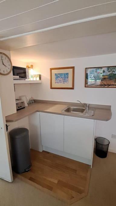 Landford'S Cottage, Your Retreat! Εξωτερικό φωτογραφία